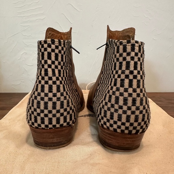 Root Collective Espe bootie - Picture 4 of 8